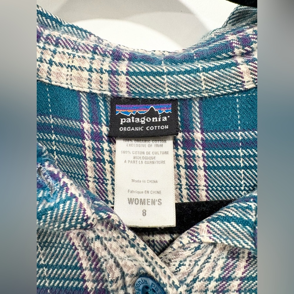 Patagonia Plaid 1/4 Button Down Shirt in Teal/Green | Women’s Size 8 - Picture 2 of 4